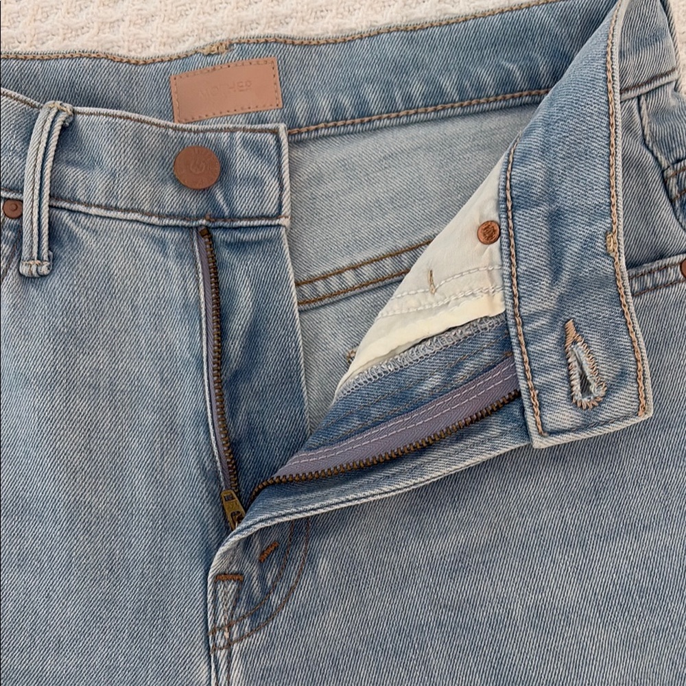 MOTHER Light Blue Ankle & Cropped Jeans - Picture 2 of 7